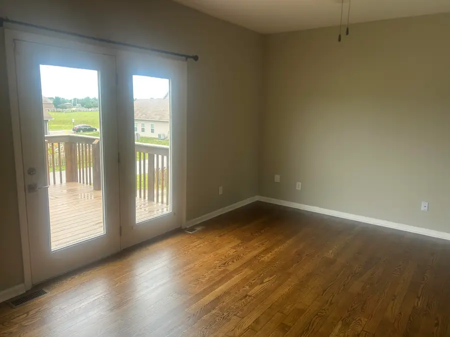 100 Mccowans Ferry Alley, Versailles, KY 40383 - #3