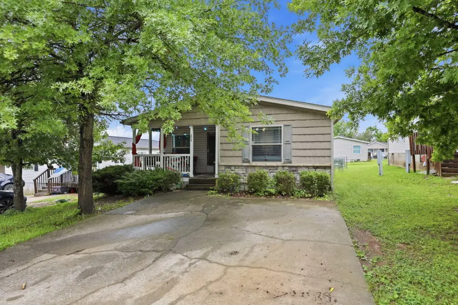 206 Pulliam Drive, Frankfort, KY 40601 - #2