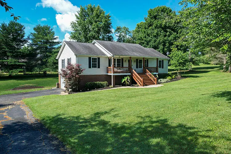 709 Yukon Avenue, Danville, KY 40422 - #3