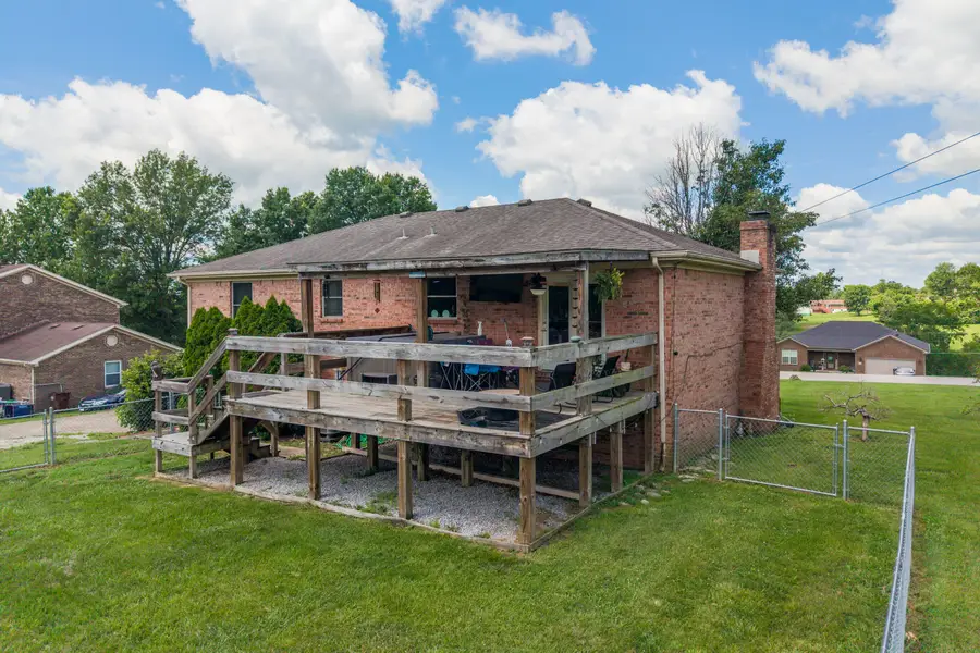 129 Carlton Court, Richmond, KY 40475 - #2