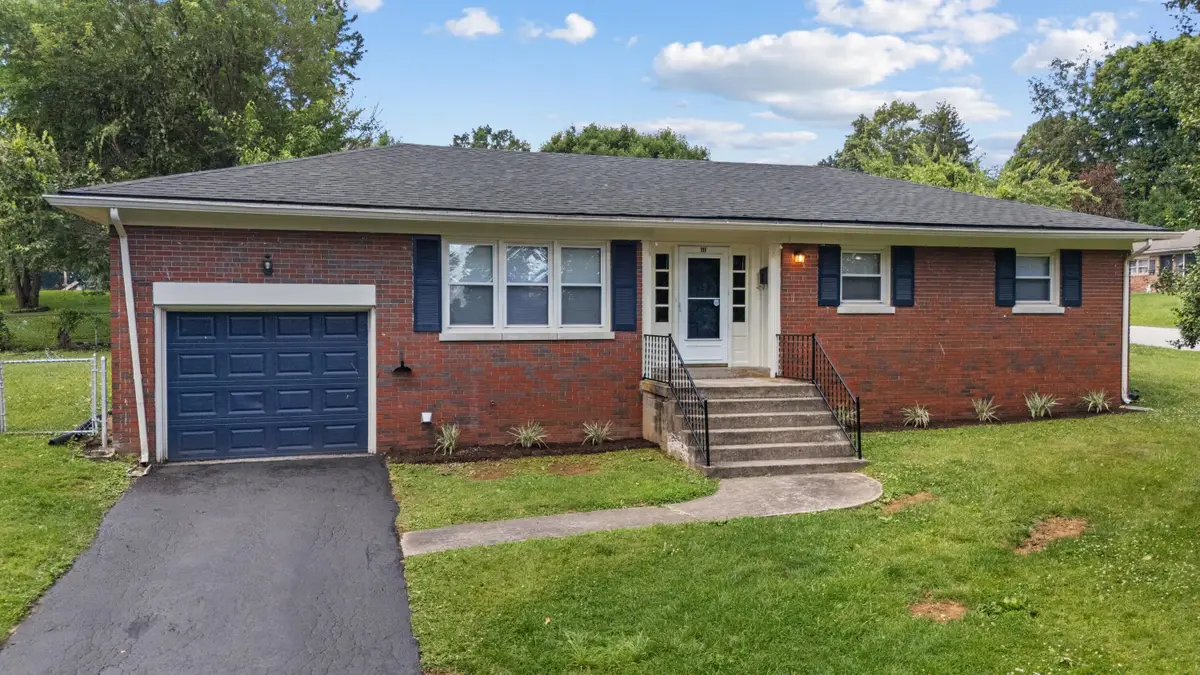 111 Pinehurst Drive, Frankfort, KY 40601 - #1