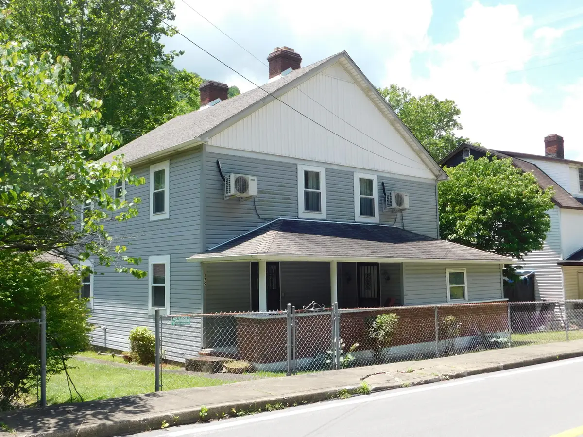 179 W Main Street, Lynch, KY 40855 - #1