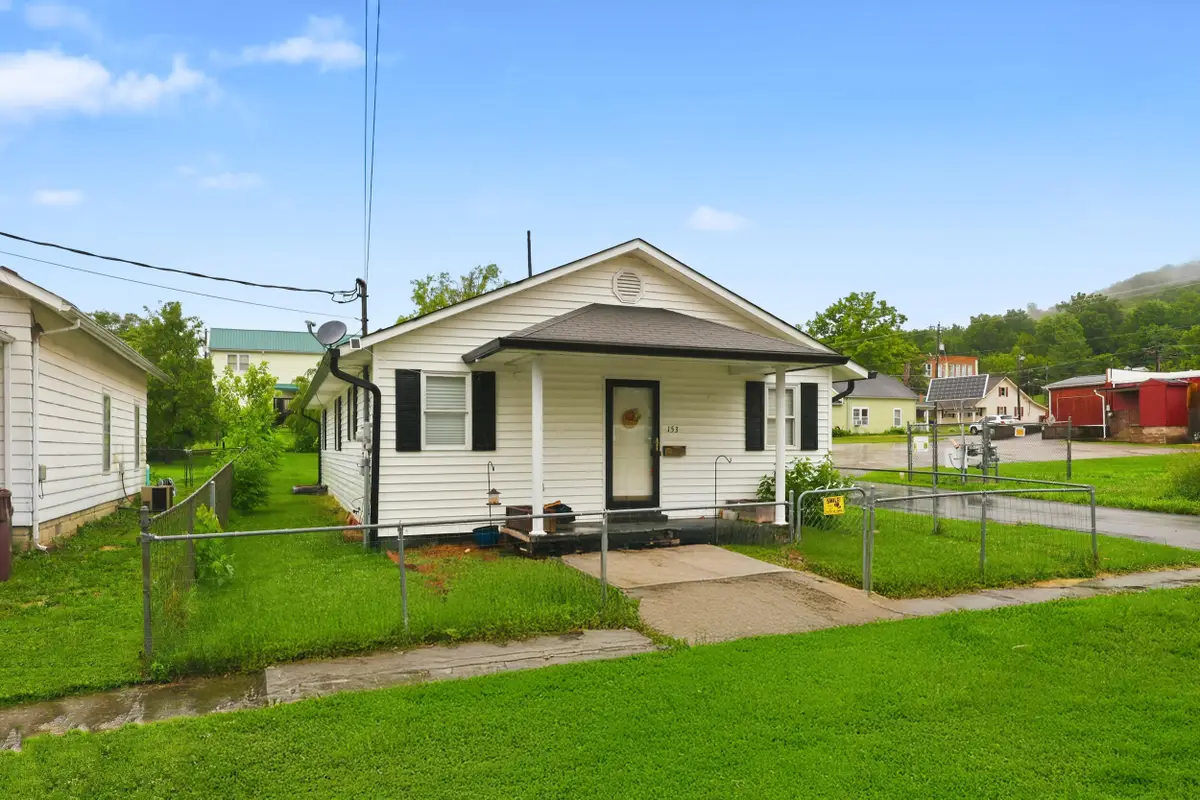 153 S Madison Avenue, Irvine, KY 40336 - #1