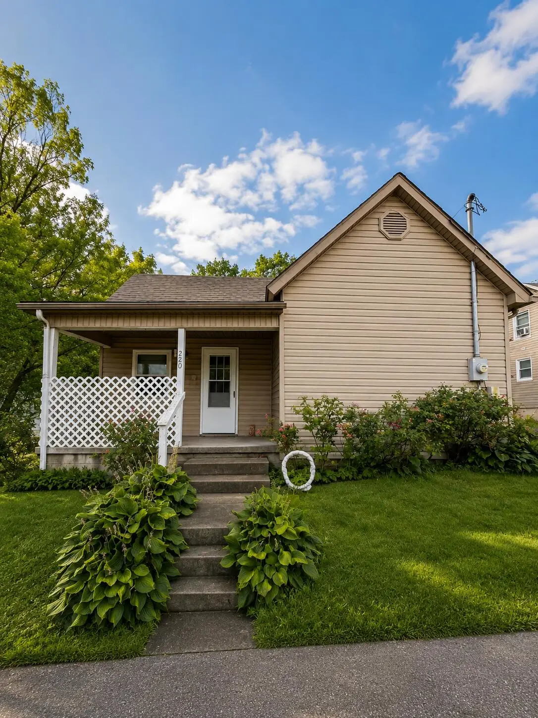 220 E Washington Street, Winchester, KY 40391 - #1