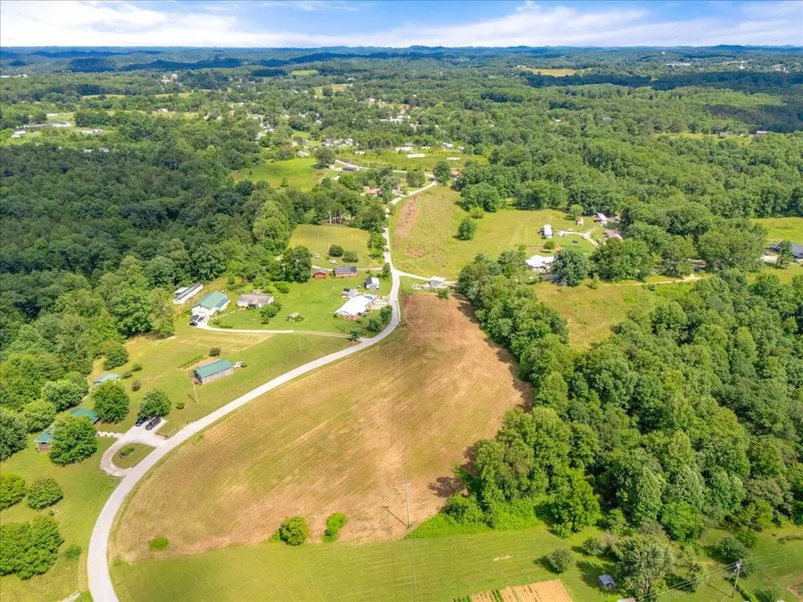9999 Little Arthur Ridge Road, East Bernstadt, KY 40729 - #3