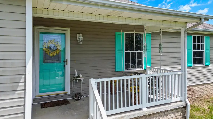 216 Surrey Way, Science Hill, KY 42553 - #3