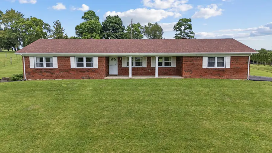 1055 Graves Road, Stamping Ground, KY 40379 - #2
