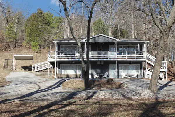 92 Hightide Lane, New Concord, KY 42076