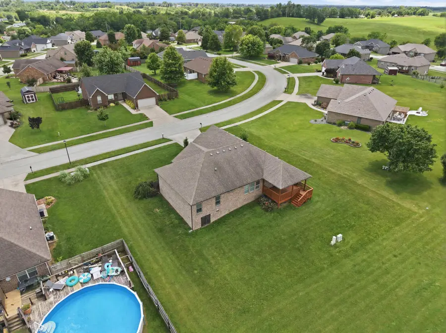 904 Kenblue Lane, Richmond, KY 40475 - #3