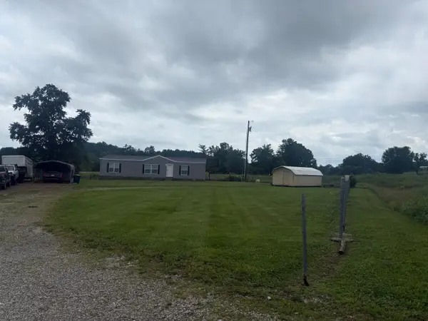 2455 Kentucky 2750, Crab Orchard, KY 40419