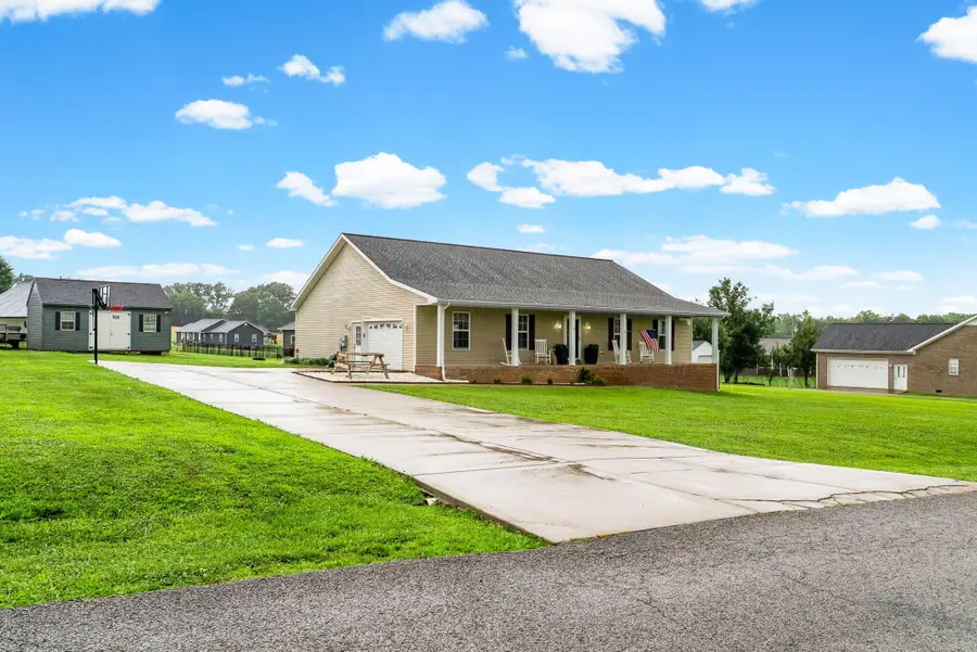 54 Victoria Drive, Cadiz, KY 42211 - #3
