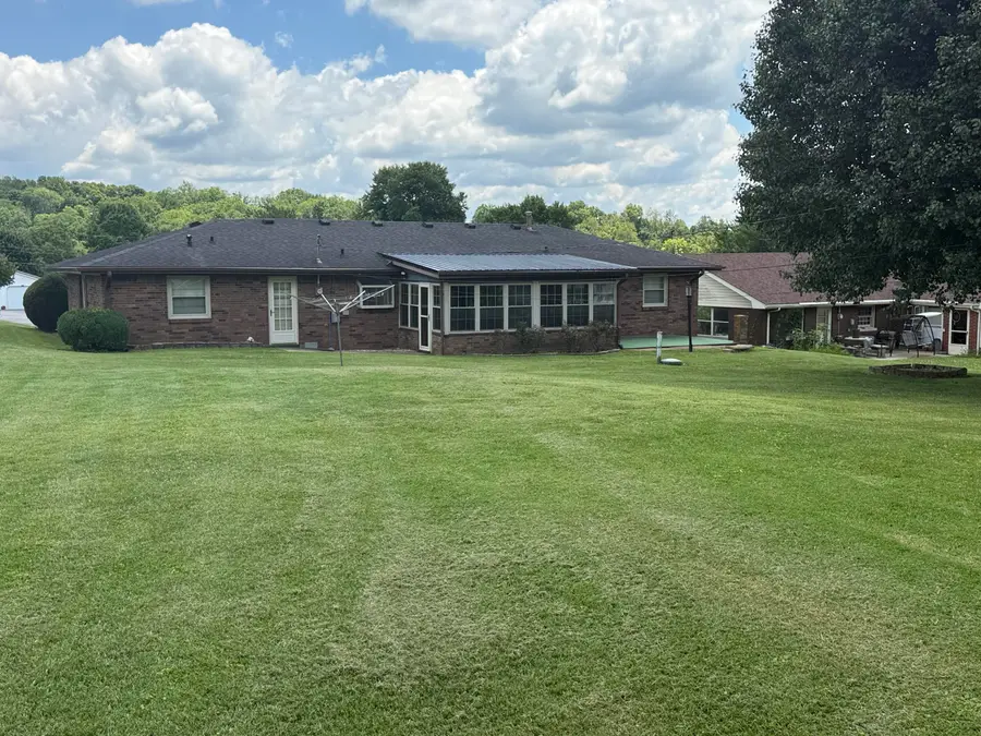413 Elwood Drive, Danville, KY 40422 - #3