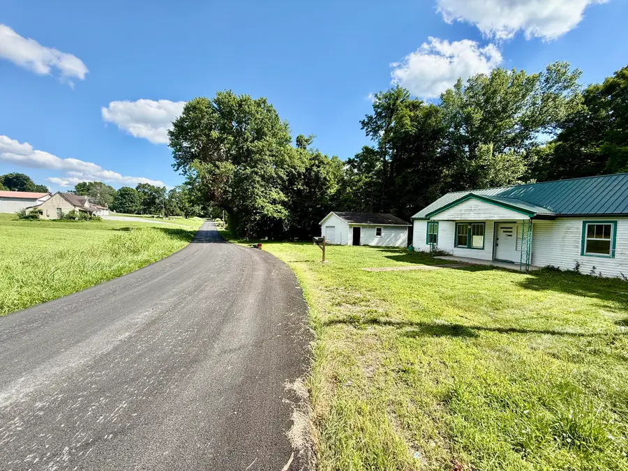 115 Military Road, Herndon, KY 42236 - #3
