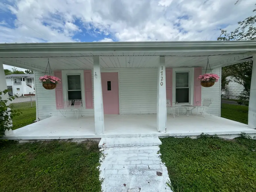 1720 Exeter Avenue, Middlesboro, KY 40965 - #2