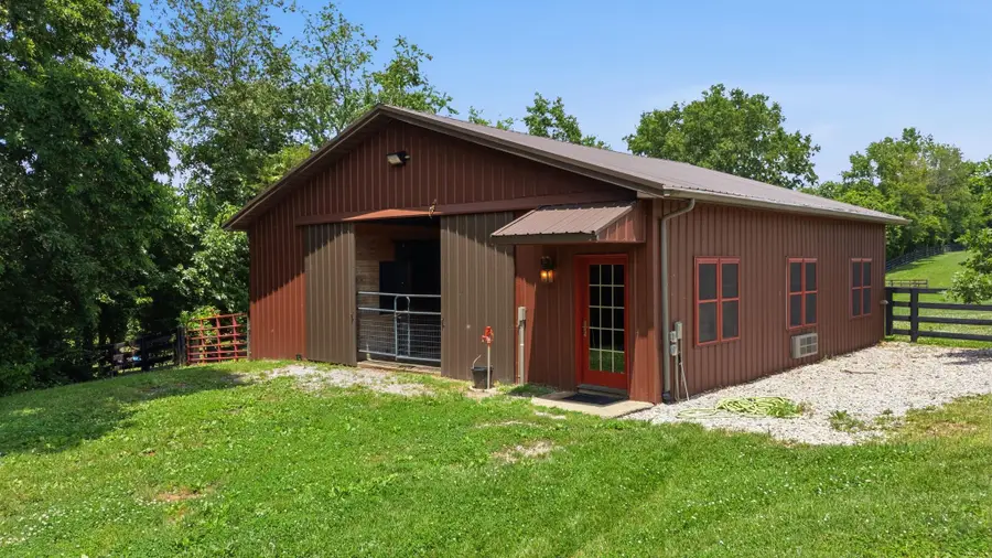 4988-A Fords Mill Road, Versailles, KY 40383 - #3