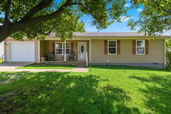 215 Azalea Street, Harrodsburg, KY 40330