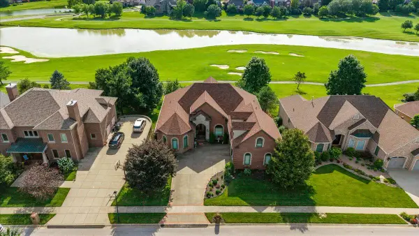 110 Loch Lomond Drive, Georgetown, KY 40324