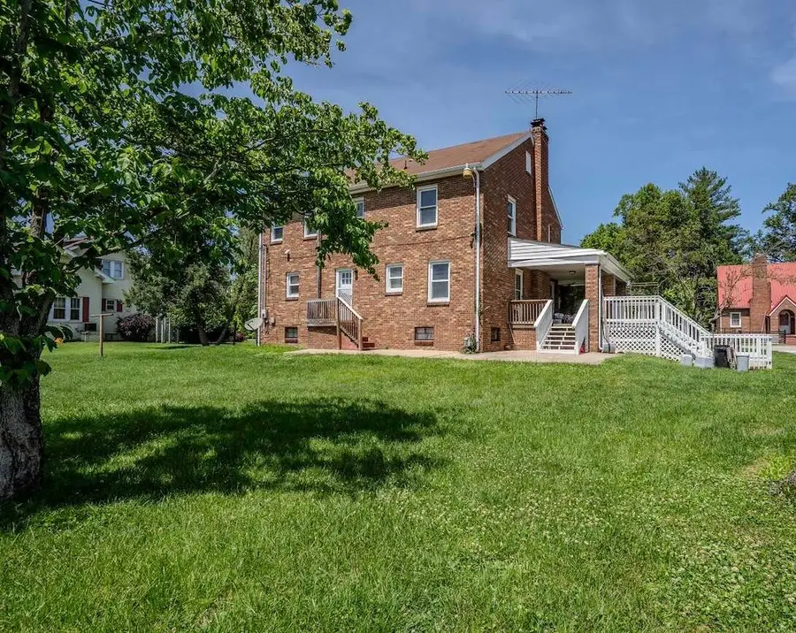 1212 Walnut Street, Greenup, KY 41144 - #2