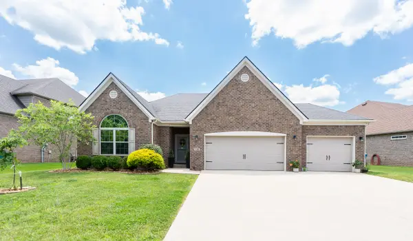 136 Inverness Drive, Georgetown, KY 40324