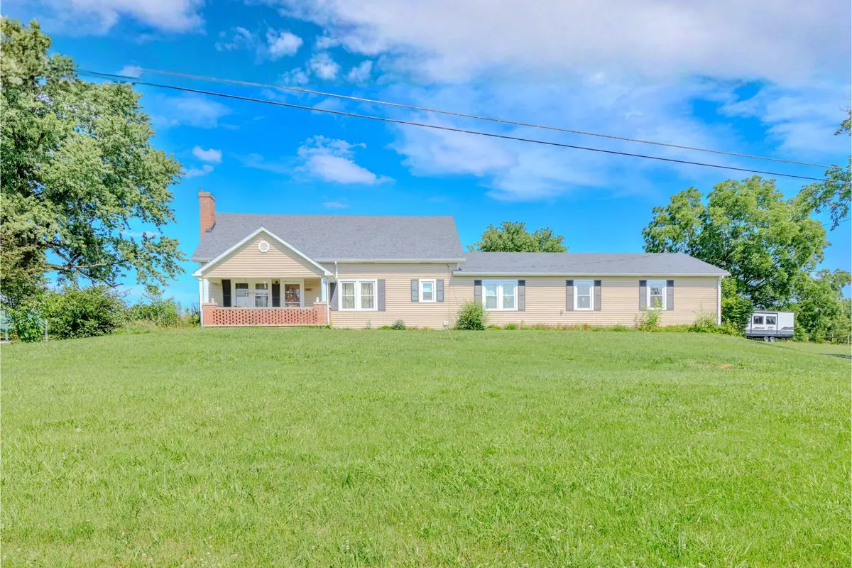 446 Old L And N, Magnolia, KY 42757 - #1