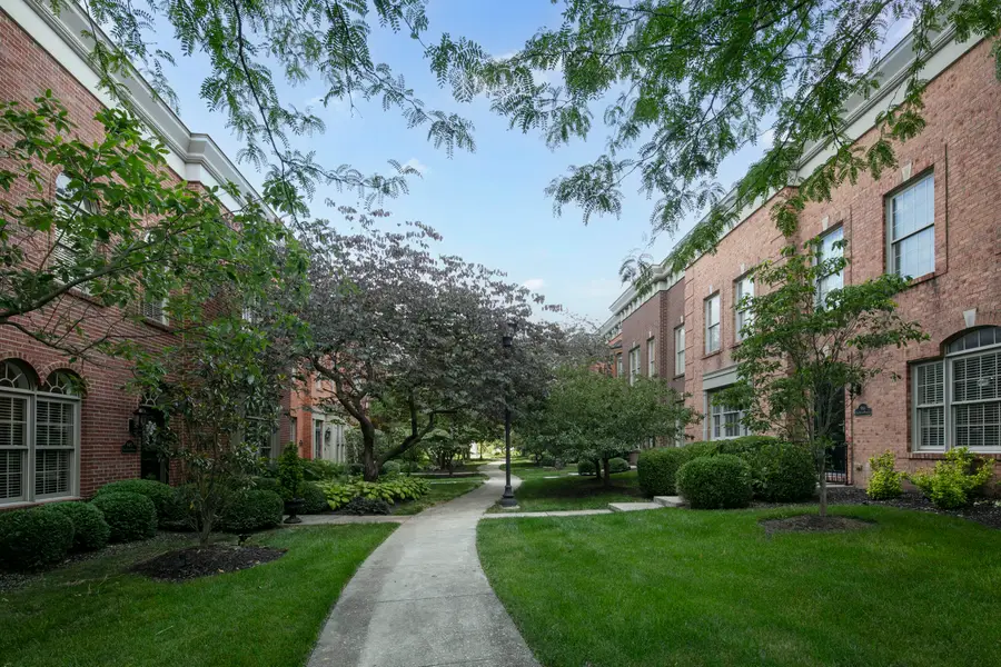 947 Star Shoot Parkway, Lexington, KY 40509 - #3