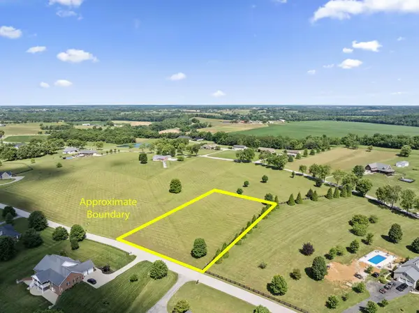 27 Walnut Hill Court, Cynthiana, KY 41031