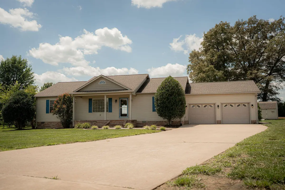 546 Smith's Lane, Mayfield, KY 42066 - #1