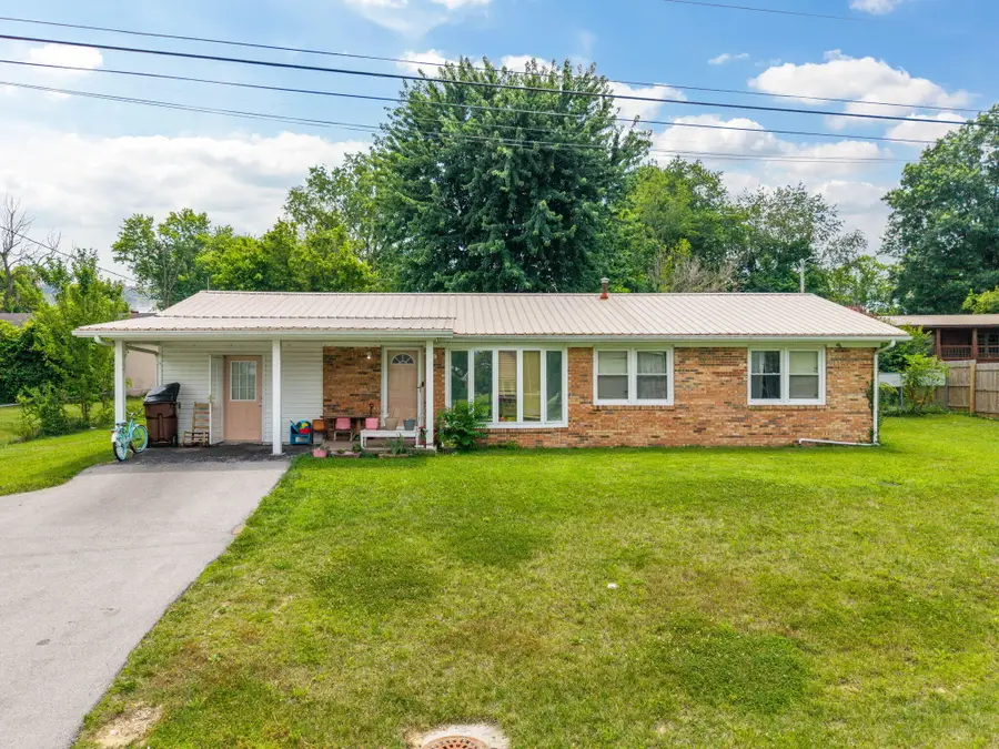 758 N Main Street, Stanton, KY 40380 - #2