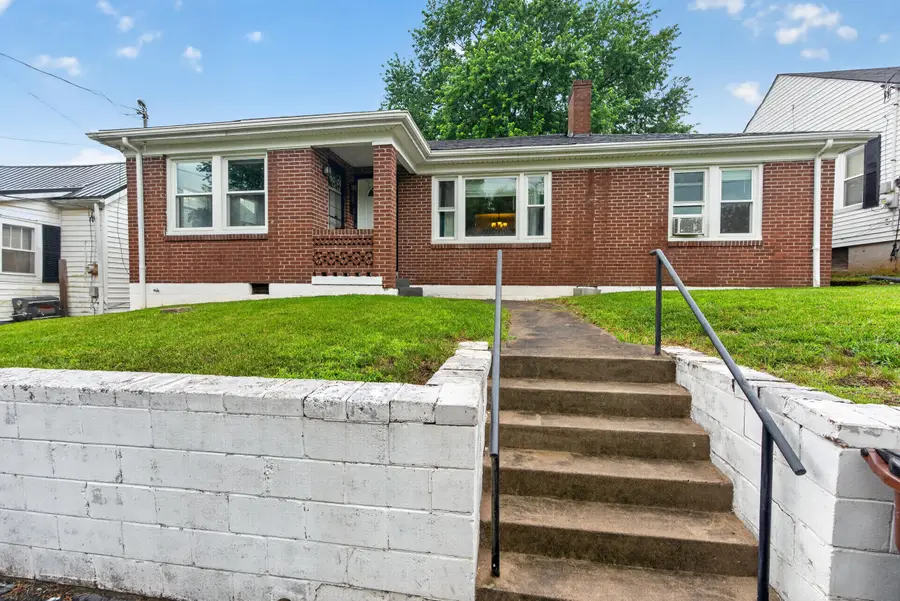 114 Estill Street, Mount Sterling, KY 40353 - #2