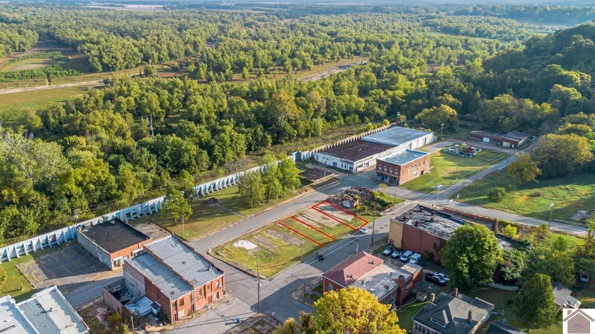 213 Clinton Street, Hickman, KY 42050 - #1