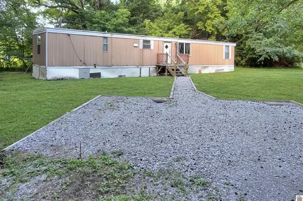 251 4th Street, Hardin, KY 42048