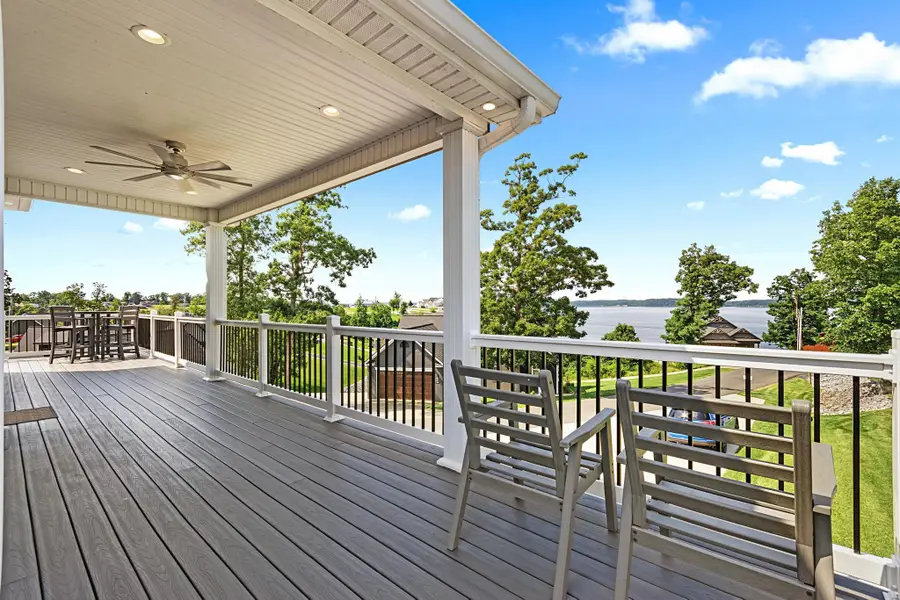369 Sherwood Drive, Gilbertsville, KY 42044 - #2