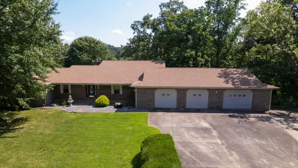 839 Summit Point, Cadiz, KY 42211