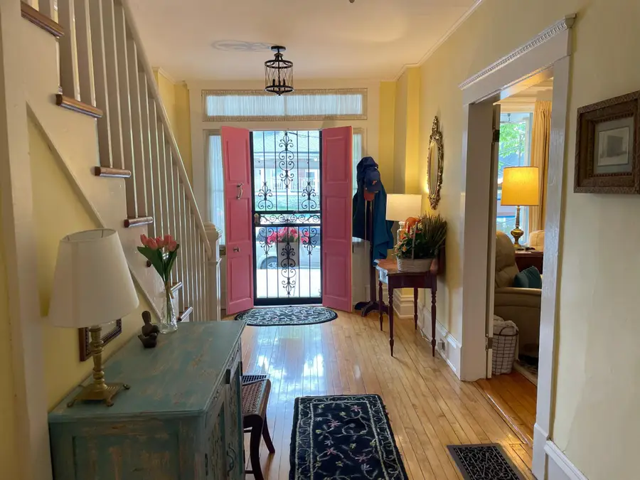 218 W Campbell Street, Frankfort, KY 40601 - #3