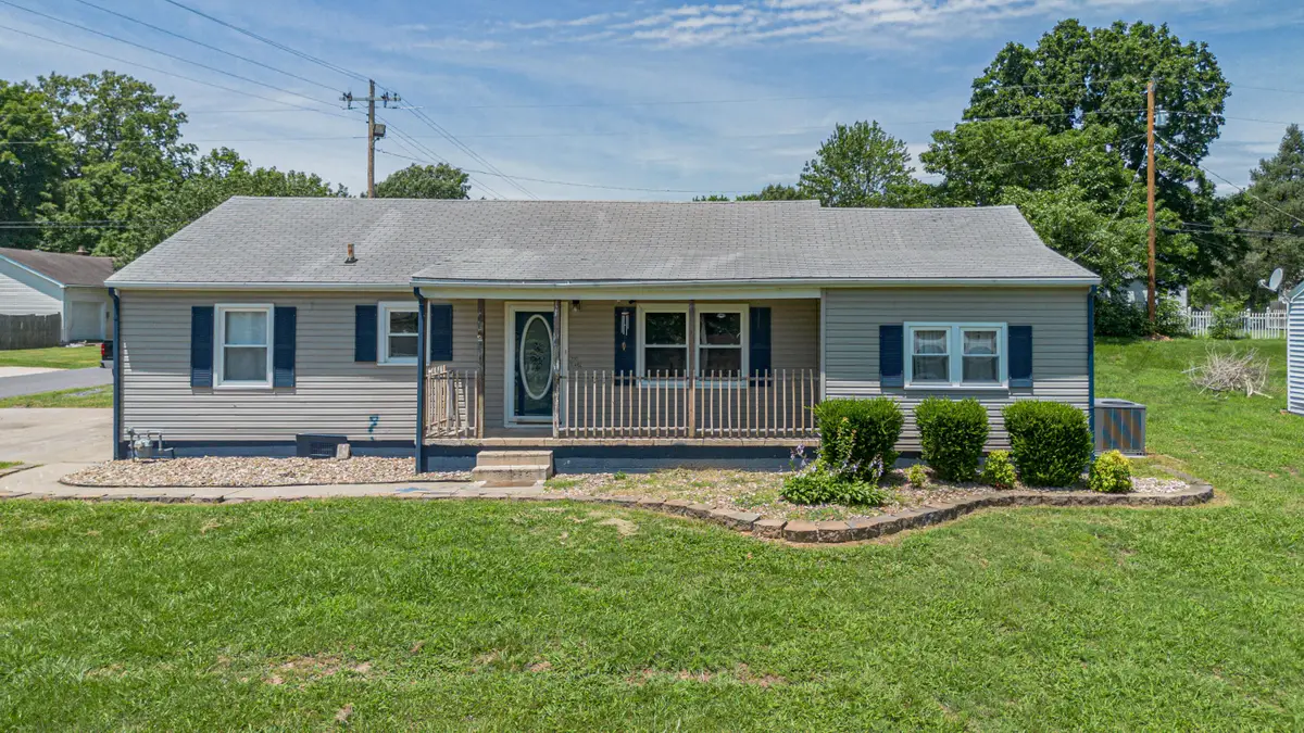 737 6th Avenue, Calvert City, KY 42029 - #1