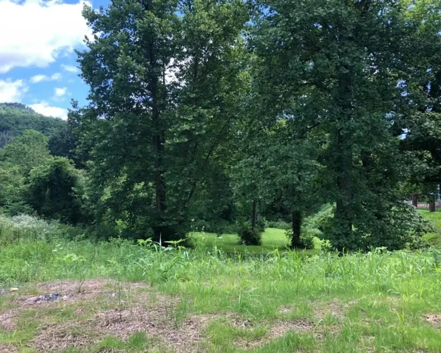 2251 S Highway 421, Manchester, KY 40962 - #2