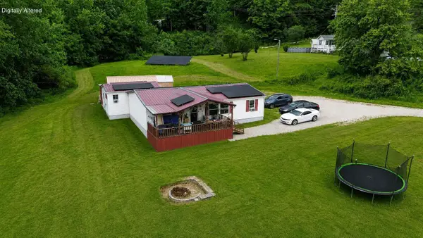 2244 Valentine Branch Road, Bimble, KY 40915