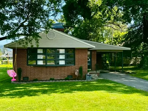 1010 W Chester, Middlesboro, KY 40965