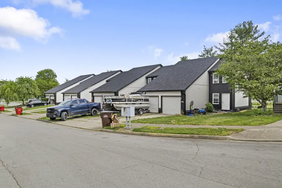 166-168 Heritage Drive, Nicholasville, KY 40356 - #2