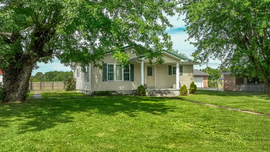 313  W Highway 1376, East Bernstadt, KY 40729 - #3