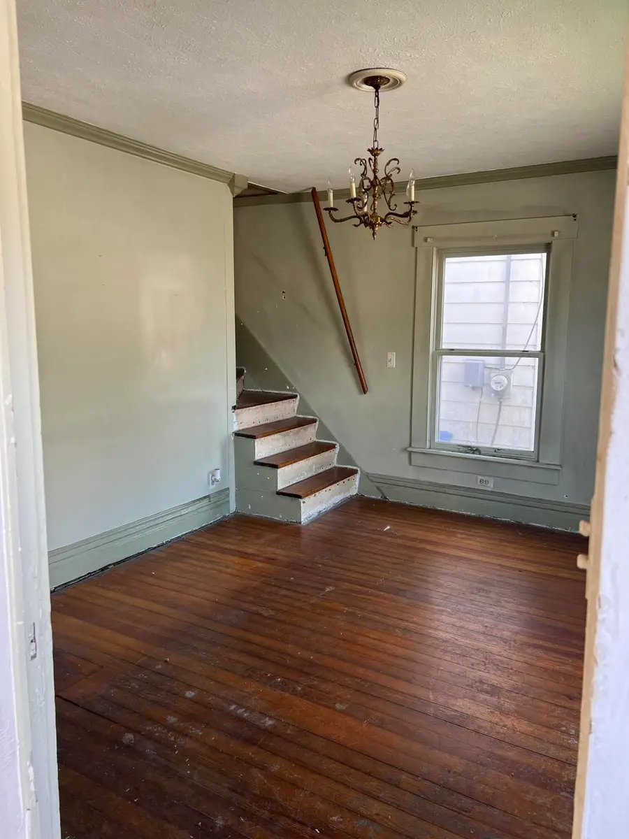 503 W Broadway Street, Frankfort, KY 40601 - #2