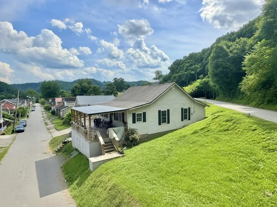 245 Frank Street, Paintsville, KY 41240 - #1