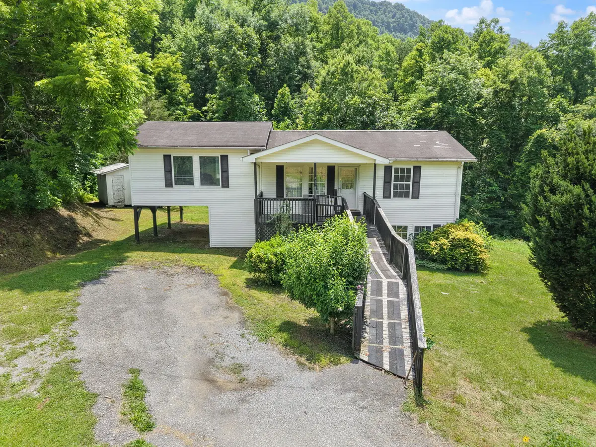 327 Day Hollow, Bledsoe, KY 40810 - #1