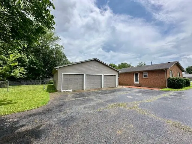1704 Keenland, Murray, KY 42071 - #2