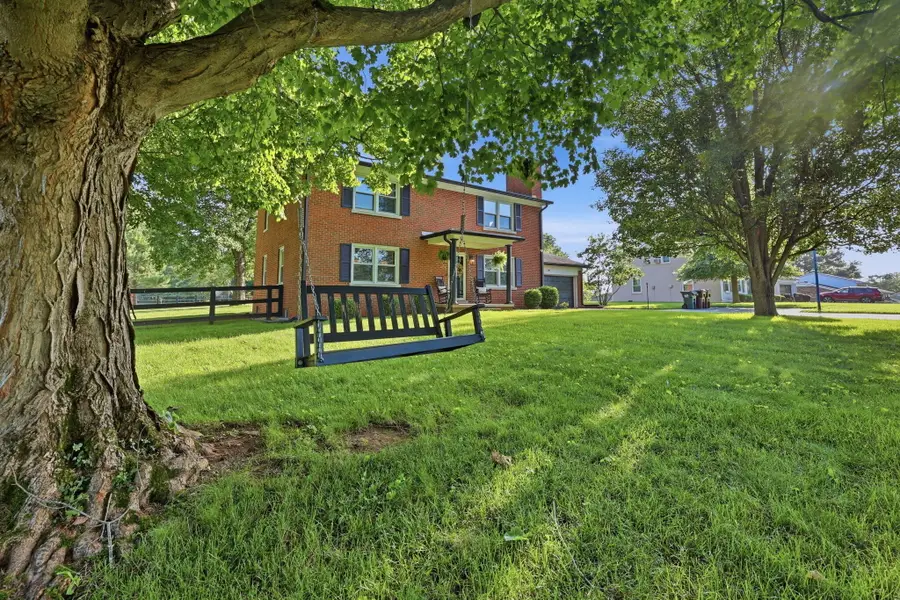 5061 Mt Horeb Pike, Lexington, KY 40511 - #2