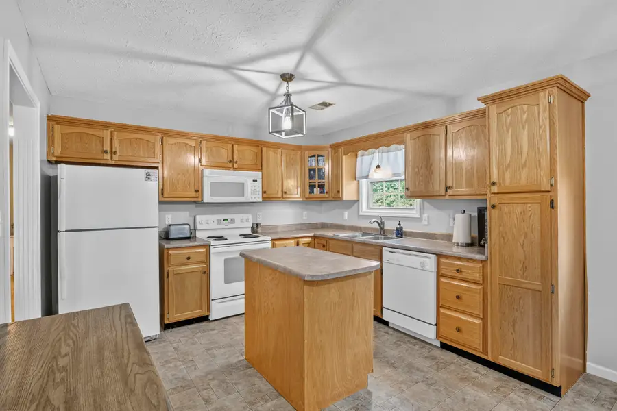 320 Kings Trace Drive, Berea, KY 40403 - #3