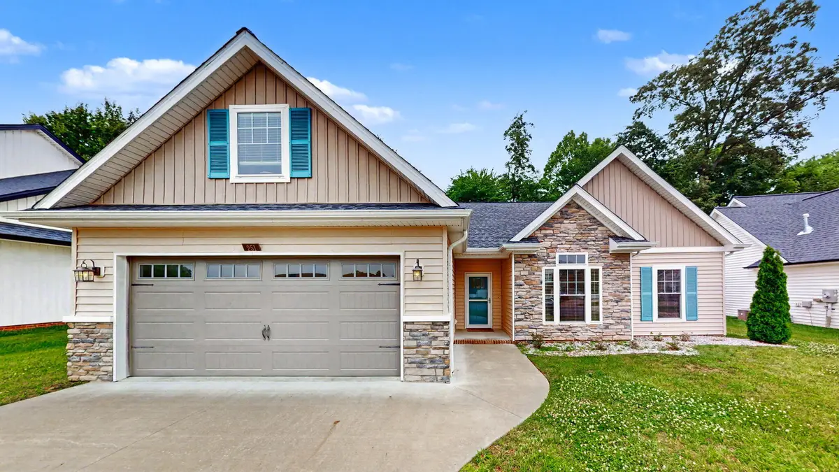 251 Hunter's Ridge Drive, Paducah, KY 42001 - #1