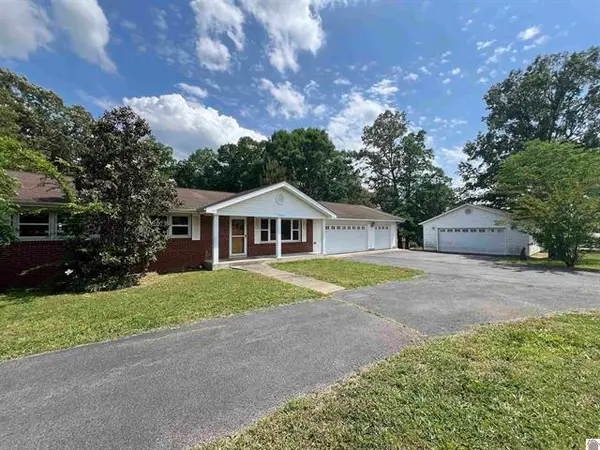1562 Moors Camp Highway, Benton, KY 42025