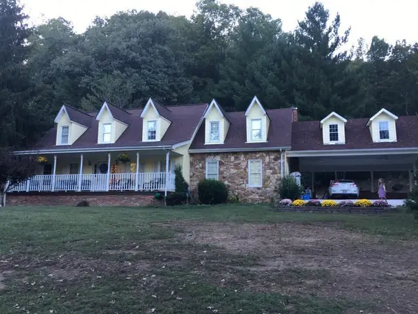5084 5084 Middle Frk Road, Salyersville, KY 41465