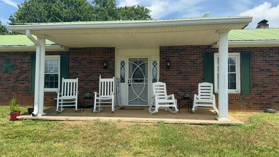 979 Walnut Grove School Rd Road, Waynesburg, KY 40489 - #2